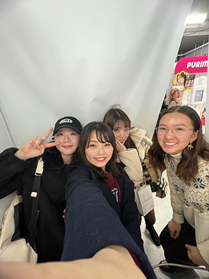 Alex Nakamitsu met up with some of her new Keio friends when she was in Japan (Courtesy Alex Nakamitsu)