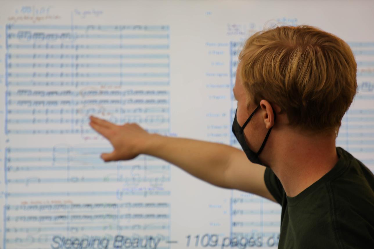 Music major Calder Sprinkle '25 presented his research explaining how 19th- and 20th-century composers and choreographers collaborated in the process of creating a new ballet. (Photo by Emmanuel Sampson) 