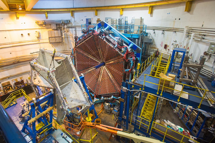 In ‘Nature’: Researchers probe the space between protons and neutrons ...