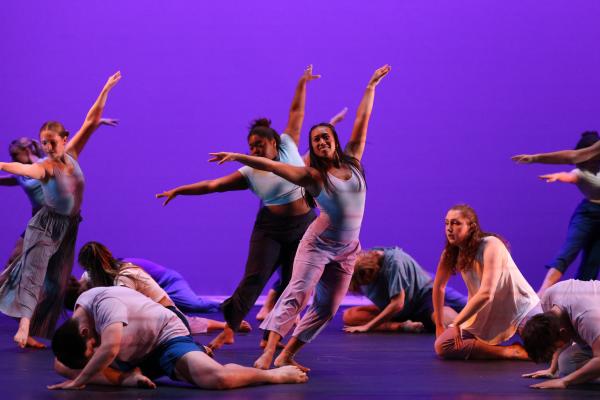 2024-orchesis-modern-dance-042408-6619_photo-cards-row600x400.jpg